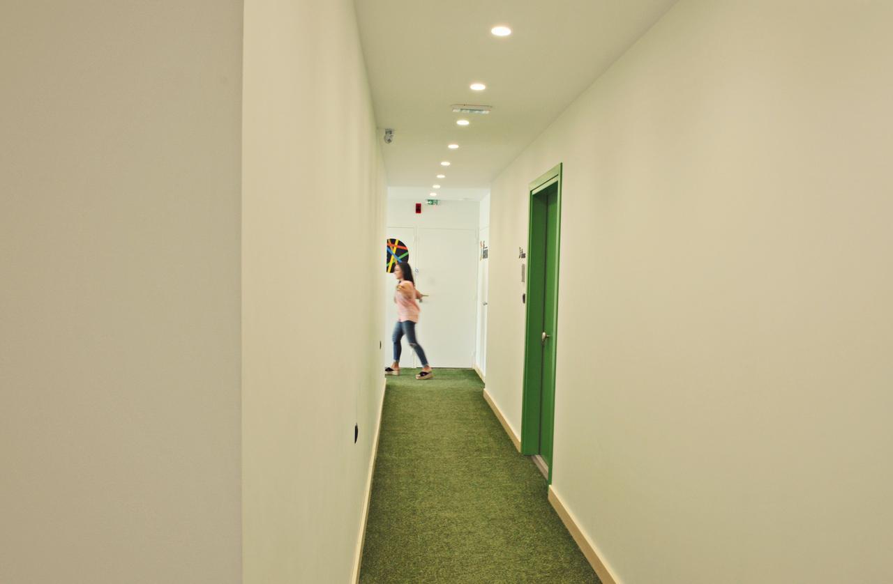 The Athenians Modern Apartments Bagian luar foto