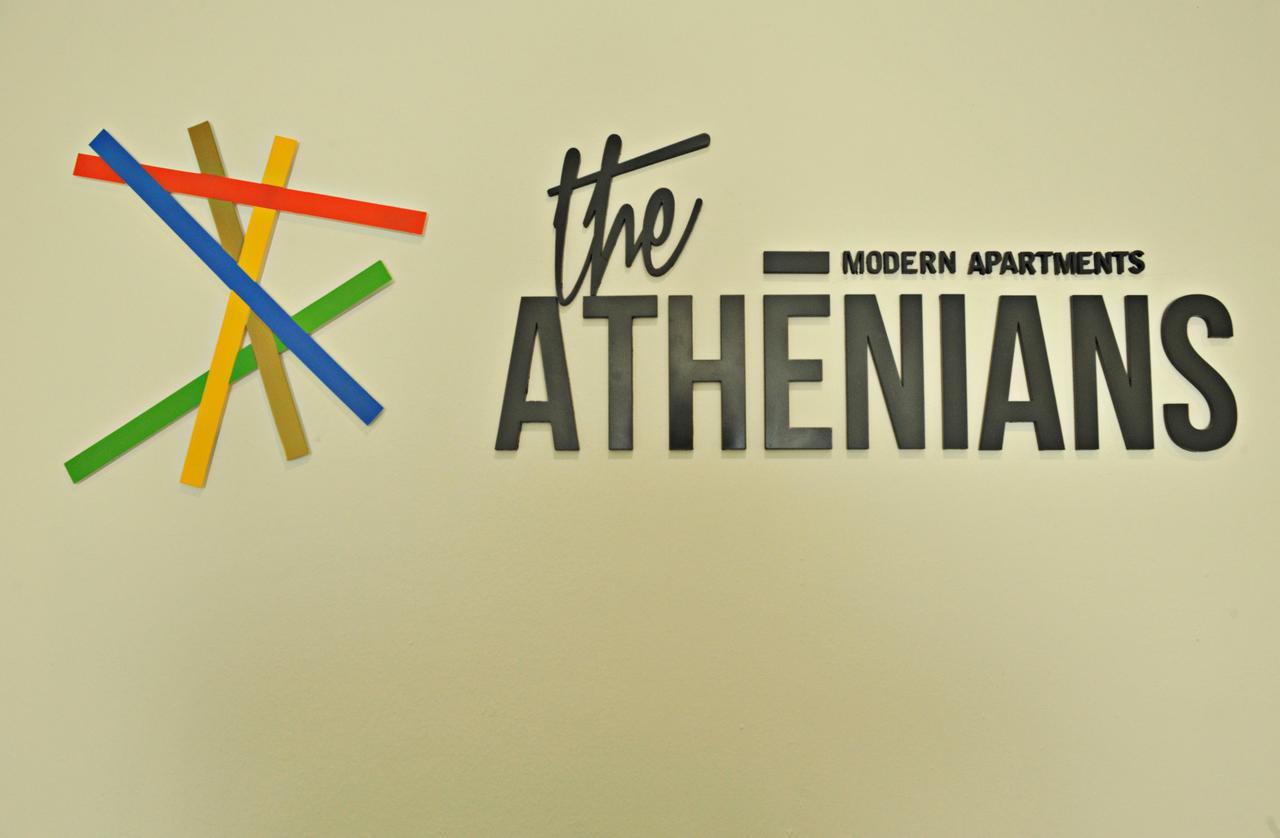The Athenians Modern Apartments Bagian luar foto