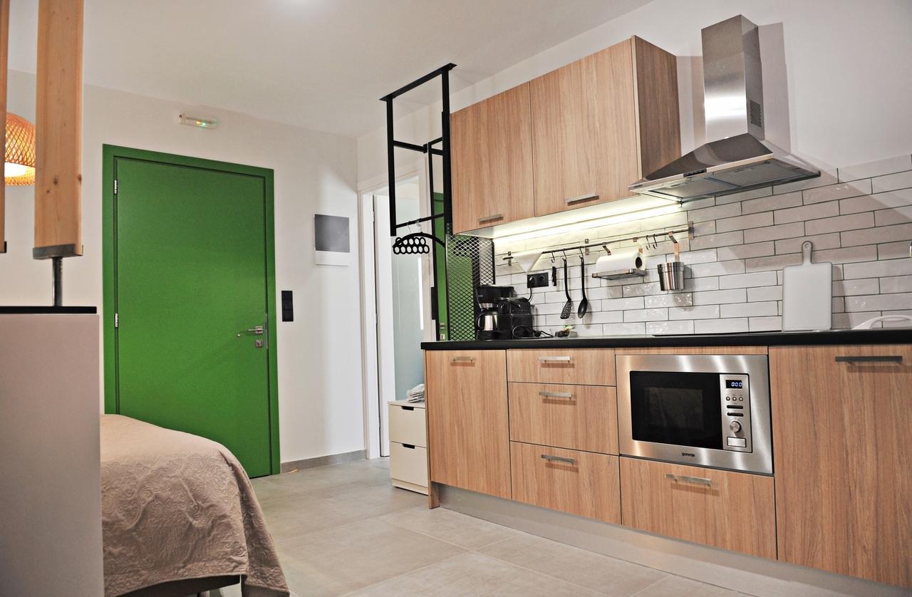 The Athenians Modern Apartments Bagian luar foto